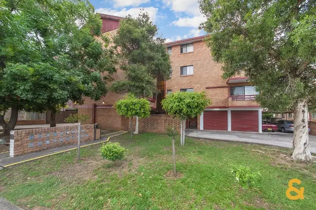 18/39 Bathurst Street, Liverpool NSW 2170