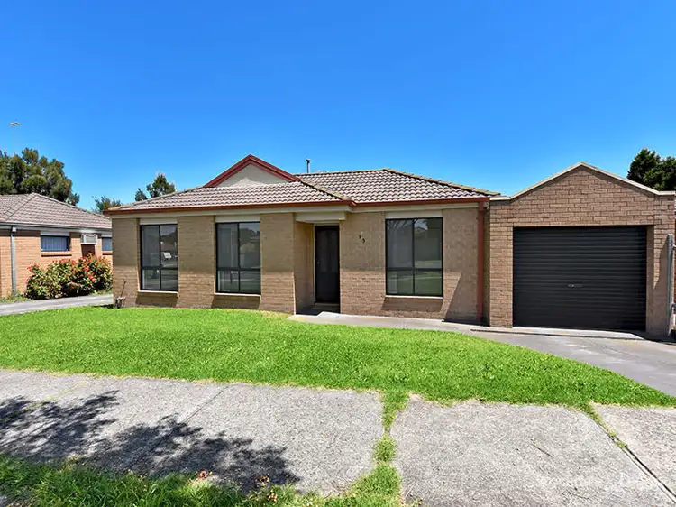 2/95 Duffy Street, Epping VIC 3076