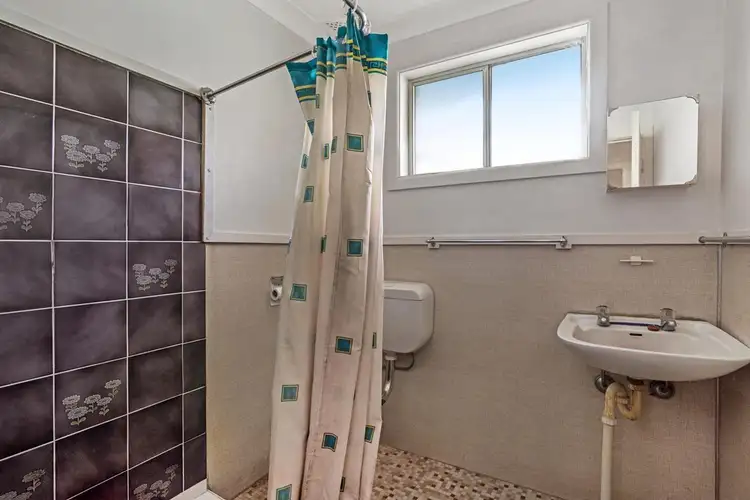 Fifth view of Homely villa listing, 1/6 Sinclair Street, Gosford NSW 2250