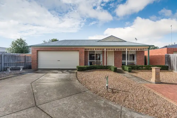 Main view of Homely house listing, 5 Redleaf Close, Lara VIC 3212