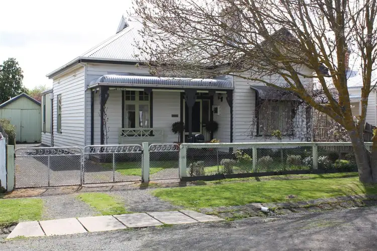 21 Yaldwyn Street East, Kyneton VIC 3444