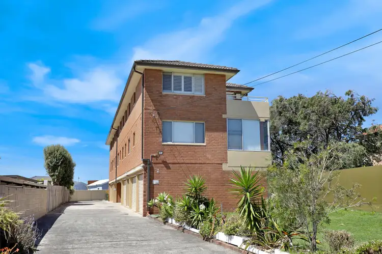 1/2 Murranar Road, Towradgi NSW 2518