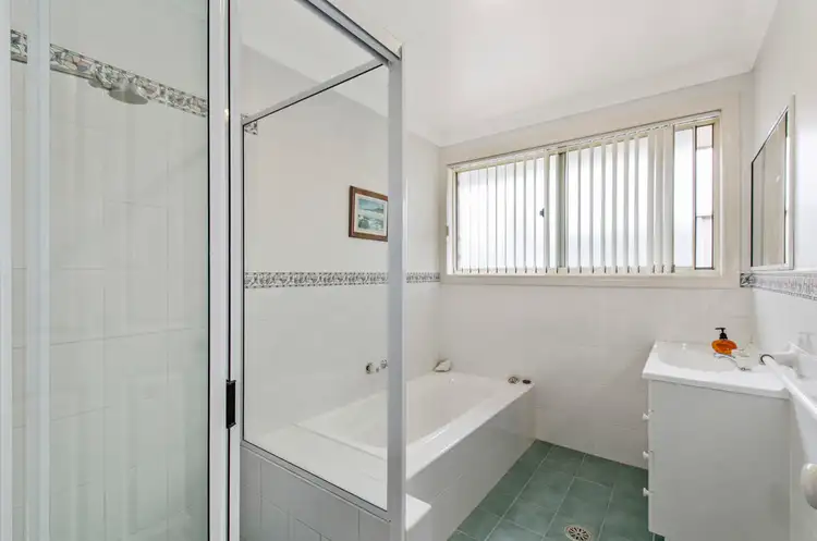 Sixth view of Homely house listing, 8 Ellerslie Crescent, Lakewood NSW 2443