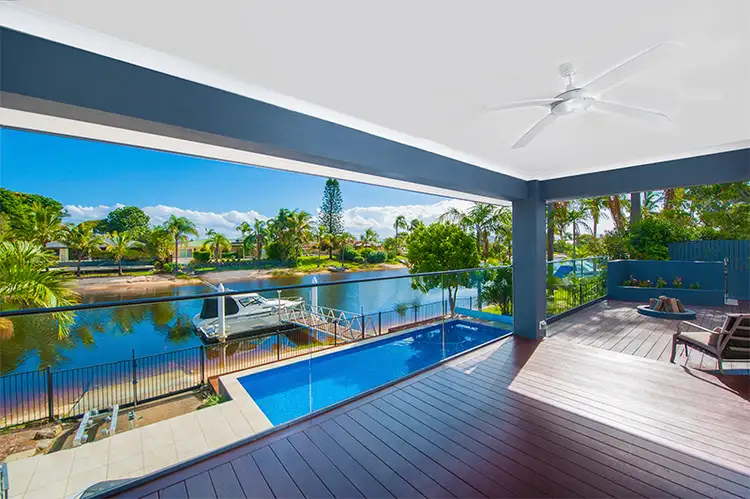 30 Moana Park Avenue, Broadbeach Waters QLD 4218