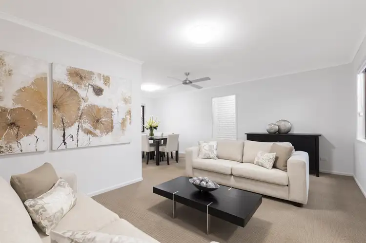 24 Westmoreland Boulevard, Springwood QLD 4127