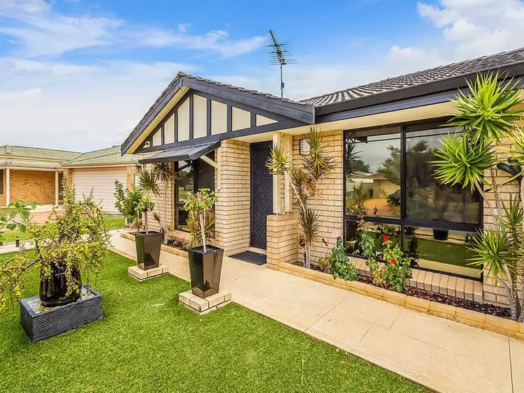 11 Alcazar Avenue, Port Kennedy WA 6172