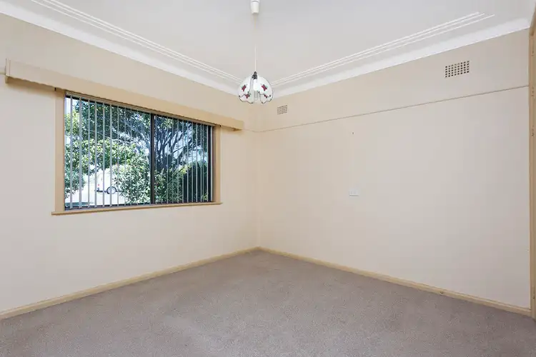 Sixth view of Homely house listing, 150 Parkes Street, Helensburgh NSW 2508