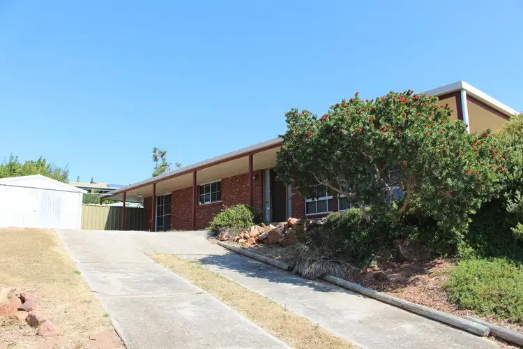 11 Milton Ave, Port Lincoln SA 5606