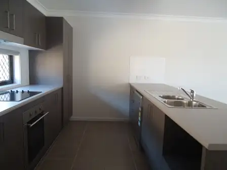 Fifth view of Homely house listing, 2F Mansfield Drive, Beaconsfield QLD 4740