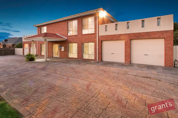 18 Crawley Road, Narre Warren North VIC 3804