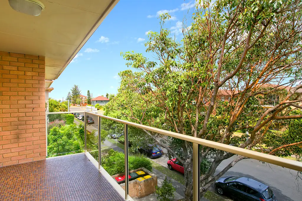 Main view of Homely unit listing, 9/7-9 Wetherill Street, Narrabeen NSW 2101
