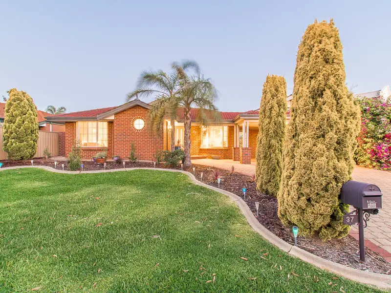 Main view of Homely house listing, 37 Turnbury Park Drive, Jandakot WA 6164