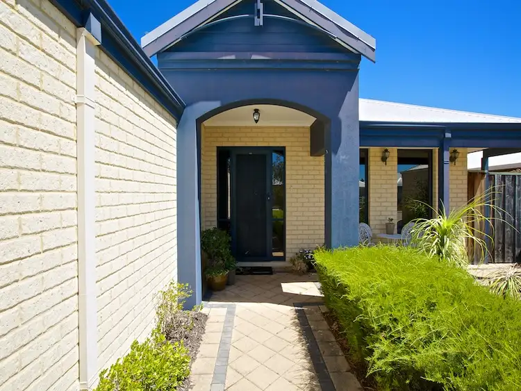 Second view of Homely house listing, 21 Larrawa Circle, Ellenbrook WA 6069