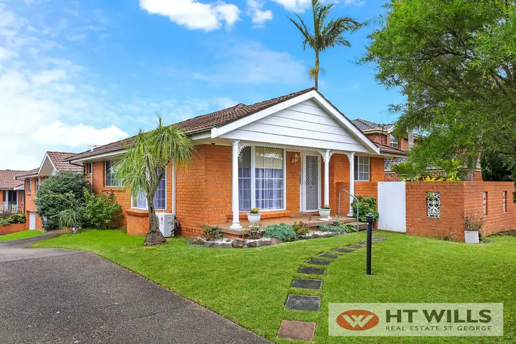 1/89 Gloucester Rd, Hurstville NSW 2220