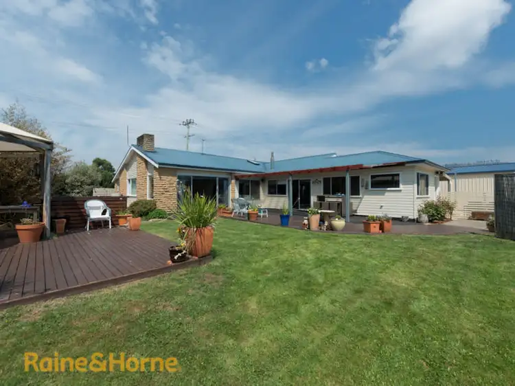 216 Roches Beach Road, Roches Beach TAS 7170