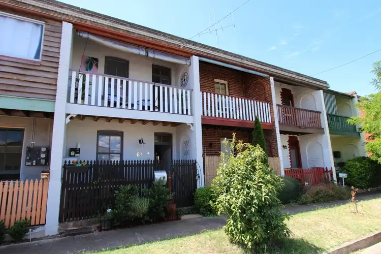 61 Carlingford Street, Bathurst NSW 2795