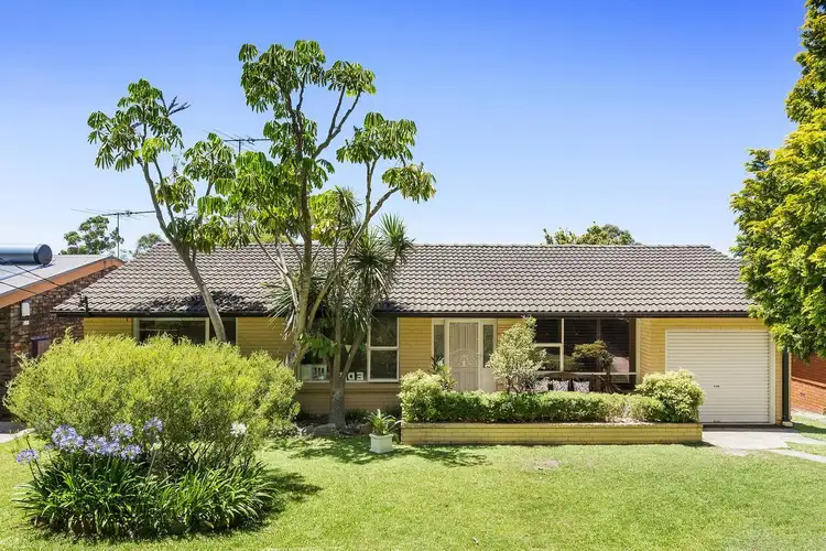 32 Karina Crescent, Belrose NSW 2085