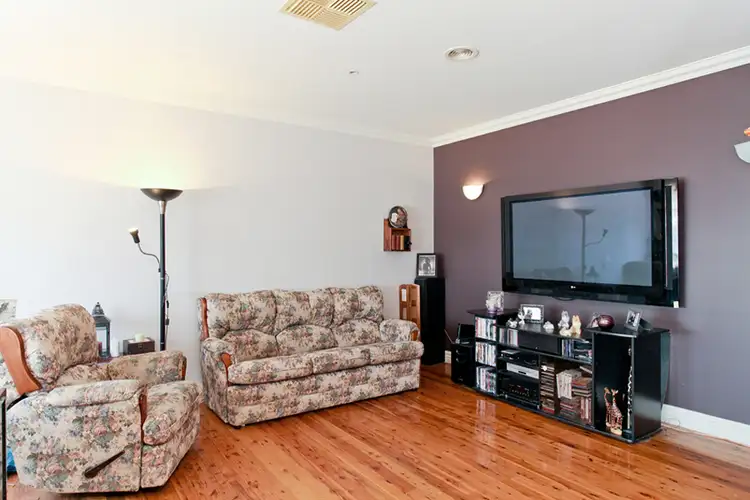 Fifth view of Homely house listing, 10 Cityview Crescent, Tarneit VIC 3029