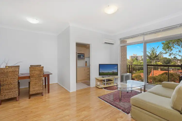 22/13-17 River Road, Wollstonecraft NSW 2065