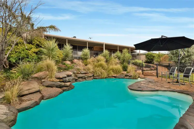 16 Caspian Court, Woodcroft SA 5162