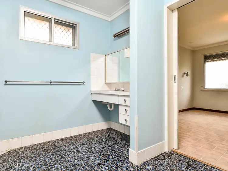 Seventh view of Homely house listing, 33 Acacia Close, Armadale WA 6112