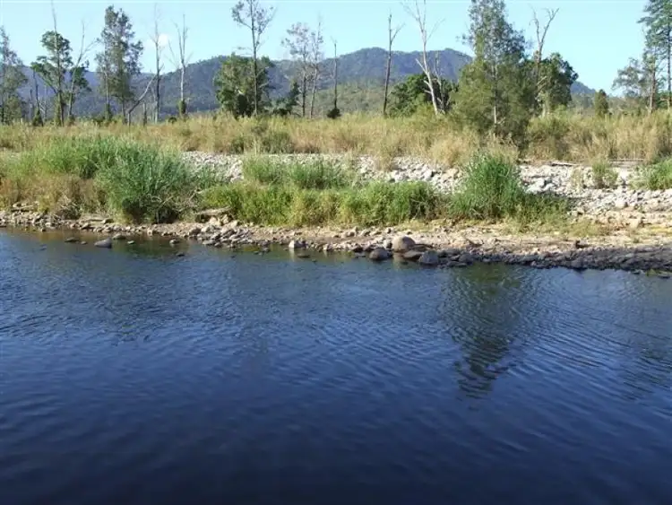 5708 Mackay Eungella Road, Finch Hatton QLD 4756