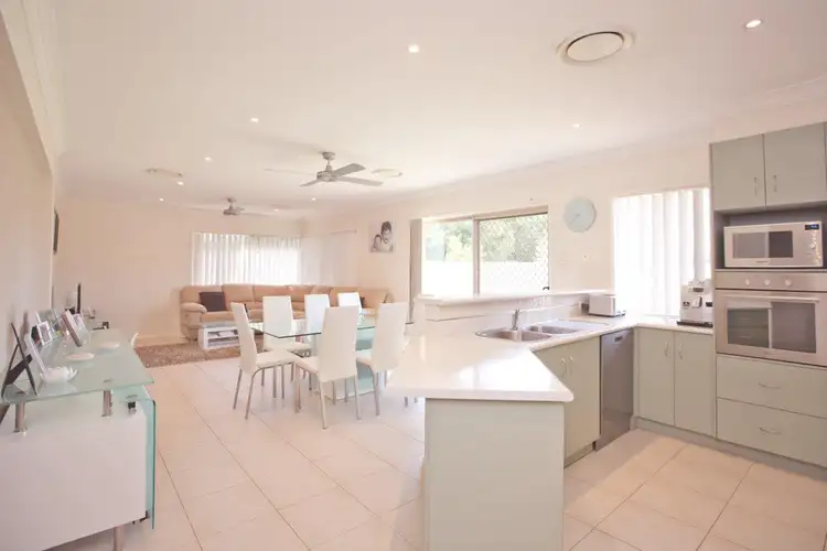 Sixth view of Homely house listing, 7 MARDON PLACE, Griffith NSW 2680