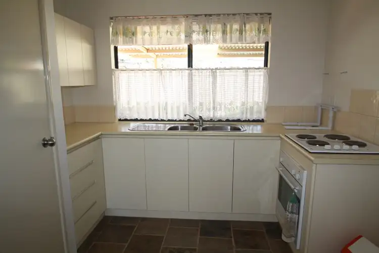 Second view of Homely house listing, 5/14 Thatcher St, Waroona WA 6215