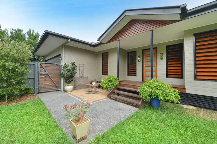 84 Xavier Herbert Dr, Redlynch QLD 4870
