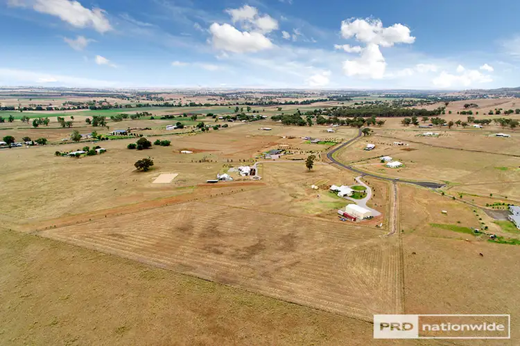 52 Valleyview Grove, Tamworth NSW 2340