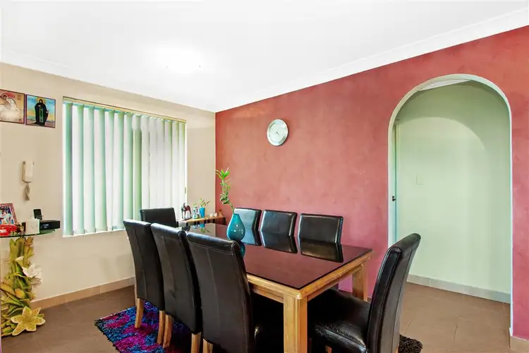 42/118-124 Longfield St, Cabramatta NSW 2166