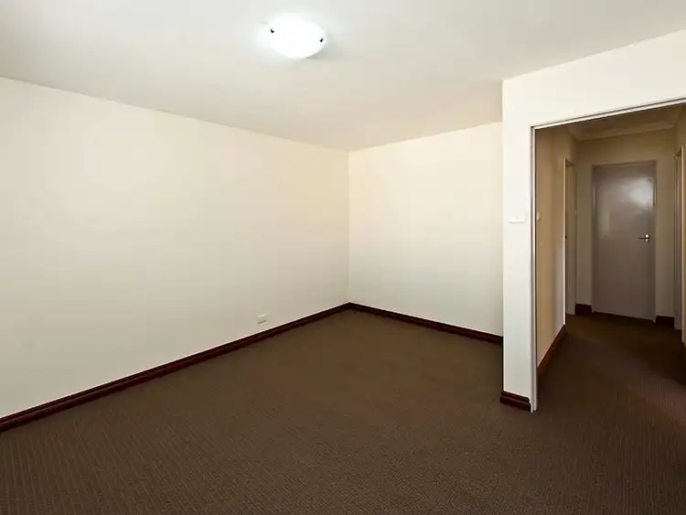 Sixth view of Homely house listing, Unit 3/5 Uldina Place, Pinjarra WA 6208