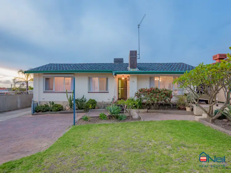 12 George Street, Kelmscott WA 6111