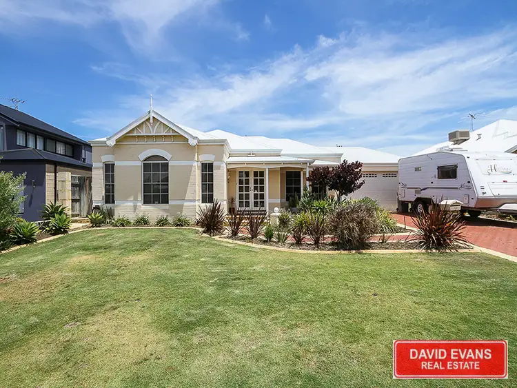 117 Rothesay Heights, Mindarie WA 6030