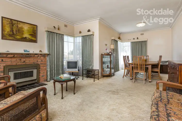 Second view of Homely house listing, 13 Grenfell Road, Mount Waverley VIC 3149
