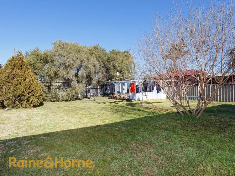 Sixth view of Homely house listing, 28 Menzies Avenue, Kooringal NSW 2650