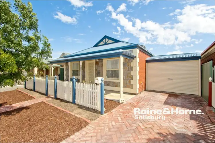 28 Blue Wren Circuit, Mawson Lakes SA 5095