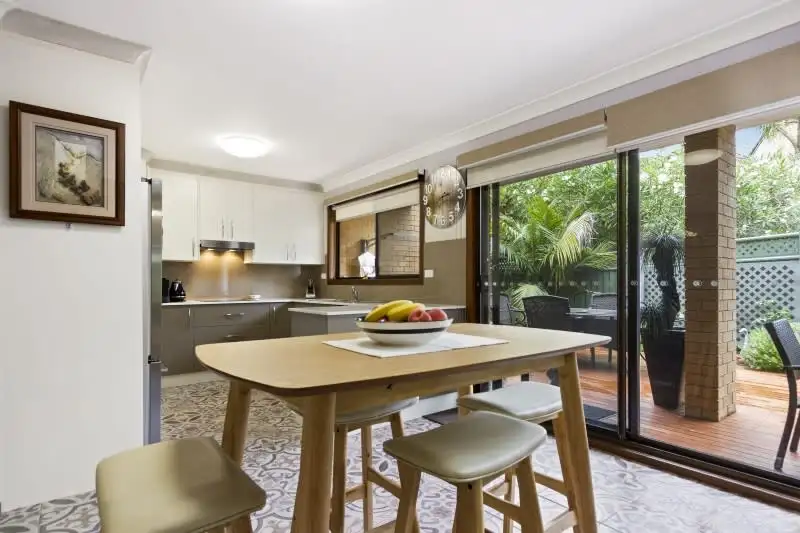 Main view of Homely unit listing, 2/6-8 Newth Place, Surf Beach NSW 2536