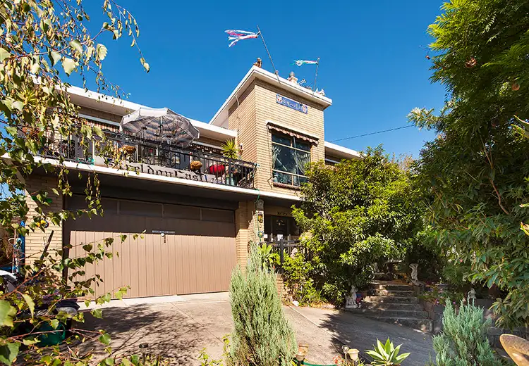 3 Streldon Avenue, Strathmore VIC 3041