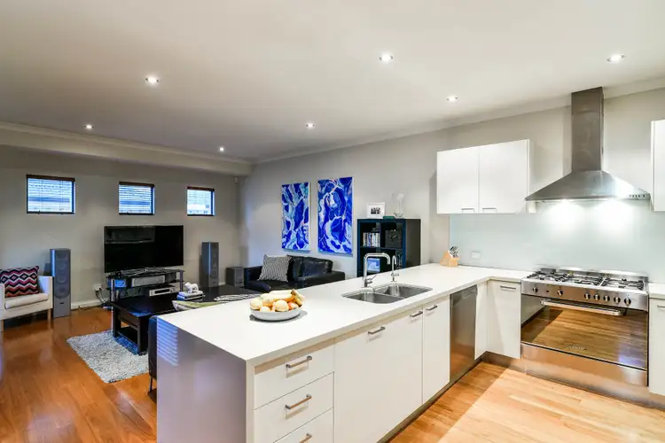 Fifth view of Homely house listing, 1/182 Hancock Street, Doubleview WA 6018