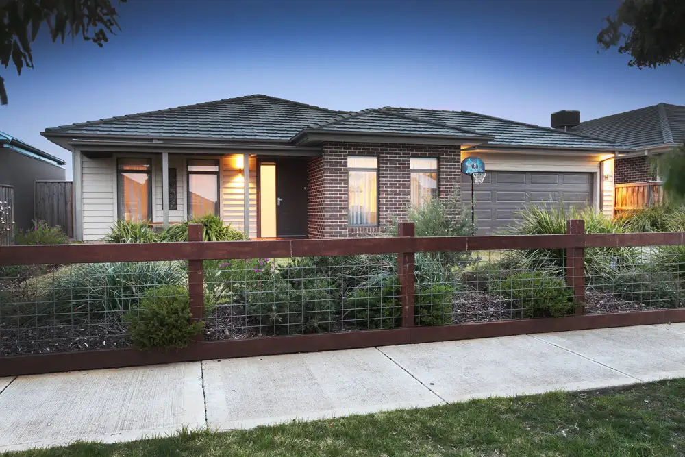 Main view of Homely house listing, 21 Benalla Avenue, Eynesbury VIC 3338