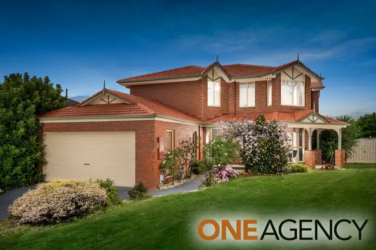 15 Glenwood Grove, Knoxfield VIC 3180