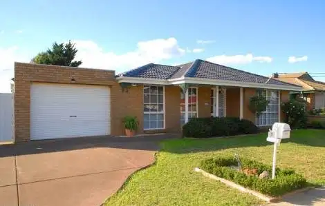 Sixth view of Homely house listing, 7 Hakea Court, Altona Meadows VIC 3028