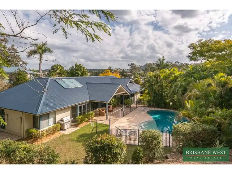 36 Clarkson Place, Kenmore Hills QLD 4069
