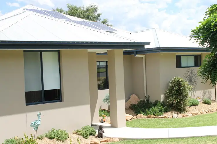 7 George Street, Inverell NSW 2360