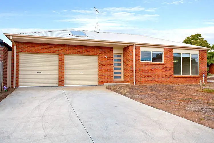 1 Argun Court, Lara VIC 3212