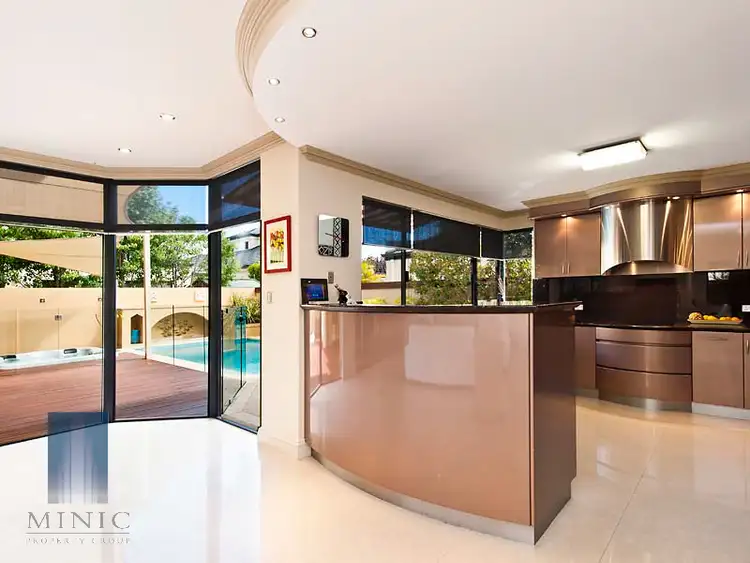 Seventh view of Homely house listing, 10 Hogg Avenue, Salter Point WA 6152