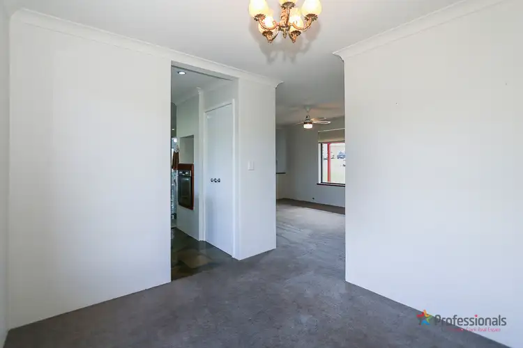 Seventh view of Homely house listing, 10 Bridgedale Close, Beldon WA 6027