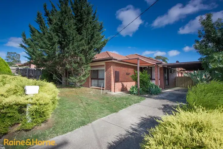 6 Burke Road, Sunbury VIC 3429