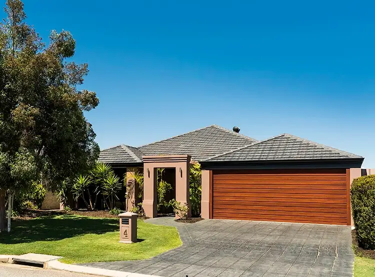 4 Stapella Lane, Bennett Springs WA 6063